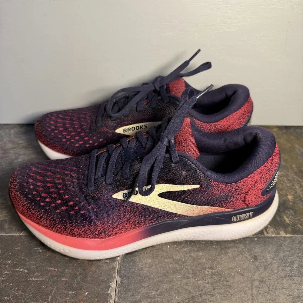 Brooks Ghost 16 Running Shoes Women 8.5 Blue Red Ombre Walking Sneakers Athletic